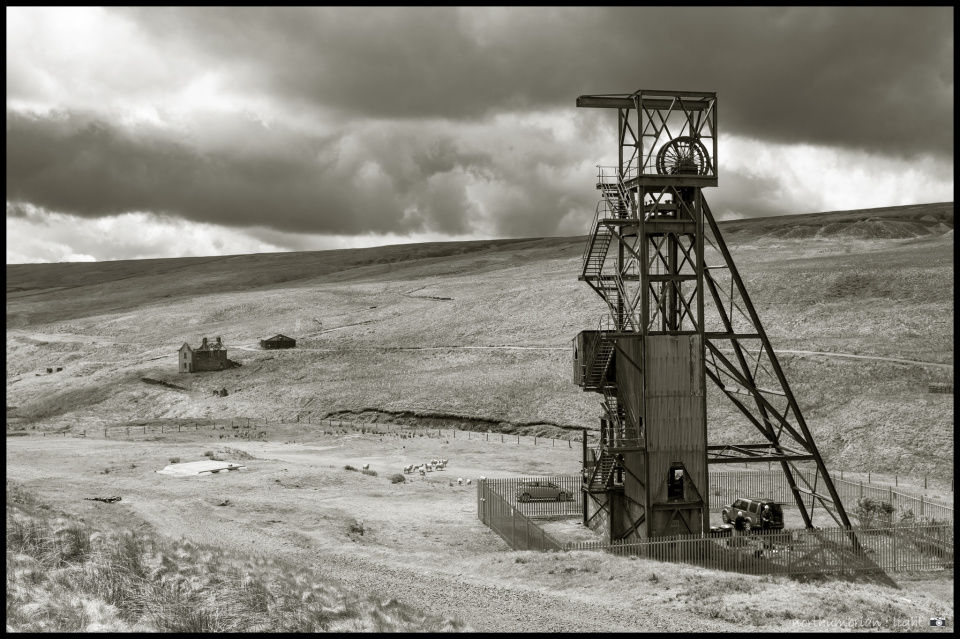 Grove Rake Mine RobinDown Blipfoto