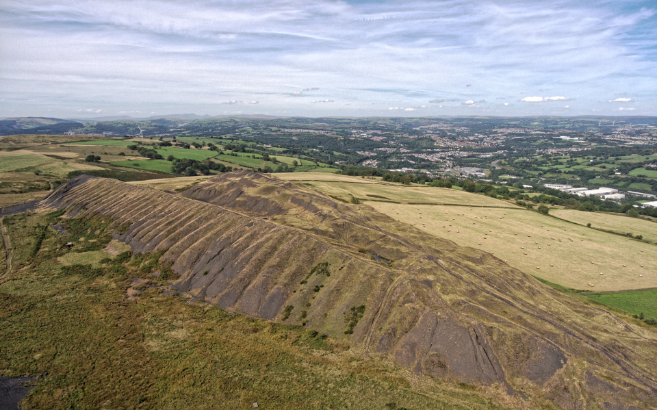 Llanbradach Coal Spoil BobsBlips Blipfoto   1189910c18bd1a4b2fe032aed48fcccaebde12d1 