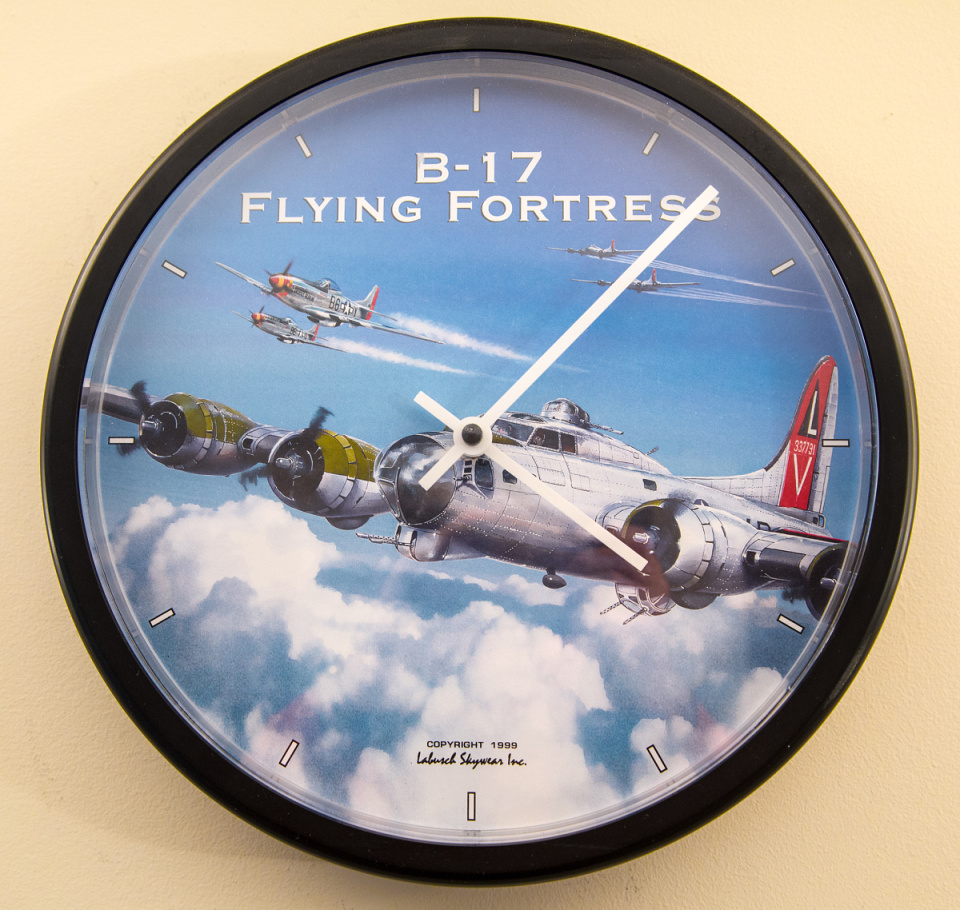 Boeing B17G Flying Fortress Clock rower2012 Blipfoto