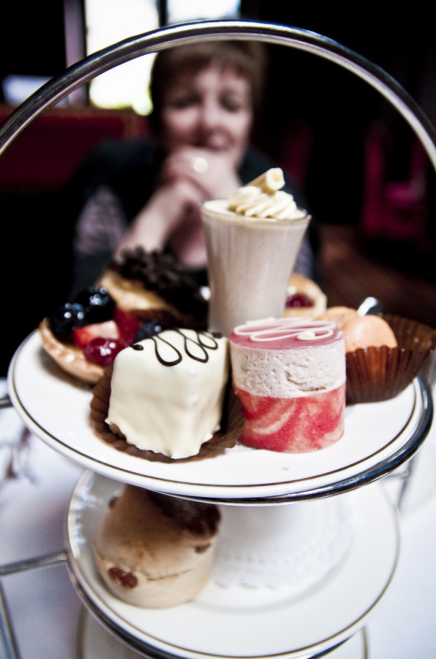 Doing Afternoon Tea, Darling! | pepperminttea | Blipfoto Doing Afternoon Tea, Darling! | pepperminttea