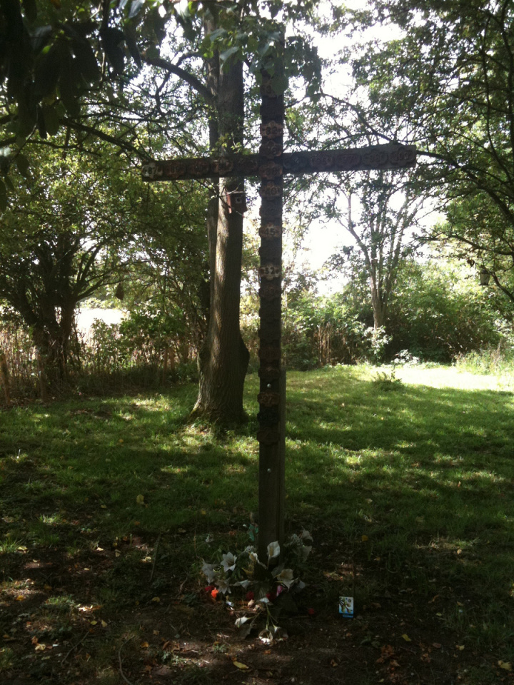 Paupers' Graves lisa24270 Blipfoto