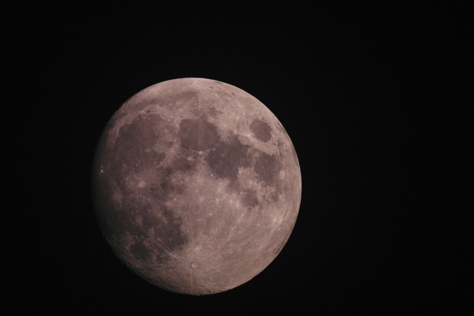 Луна 6 апреля 2024