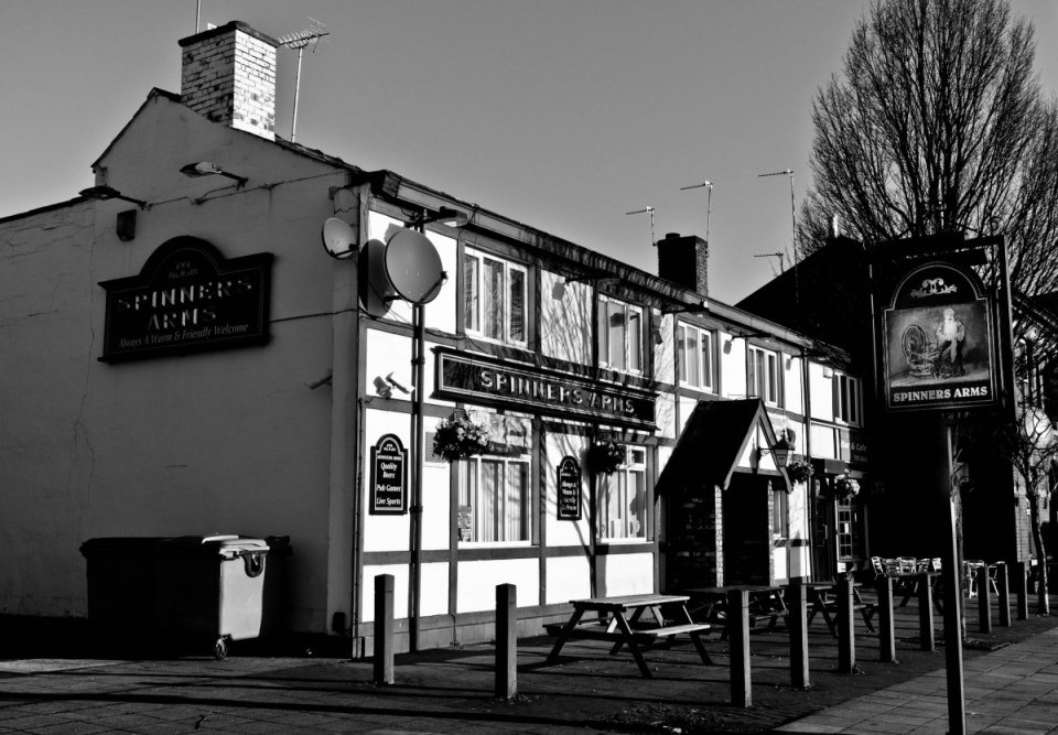 Spinners Arms IWCharters Blipfoto