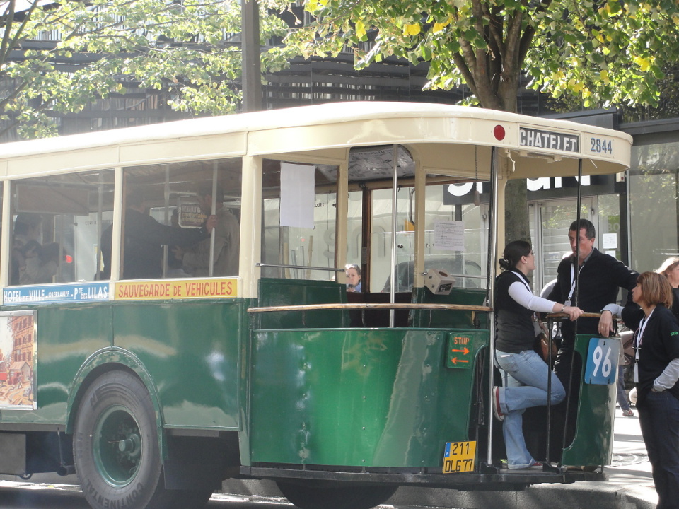 CIJ AUTOCAR EXCURSIONS / jouet ancien EUR 350,00
