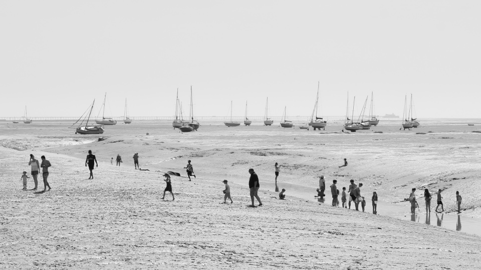 Bell Wharf Beach, Leigh-on-Sea, Essex | marknlizzie | Blipfoto