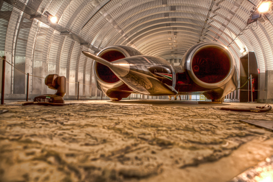 Thrust ssc. Thrust SSC машина. Thrust SSC кабина. Thrust SSC 1997. Thrust SSC лего.