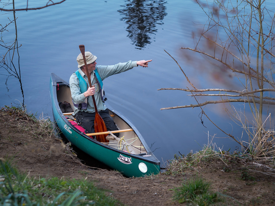 One man in his canoe | walkingMarj | Blipfoto