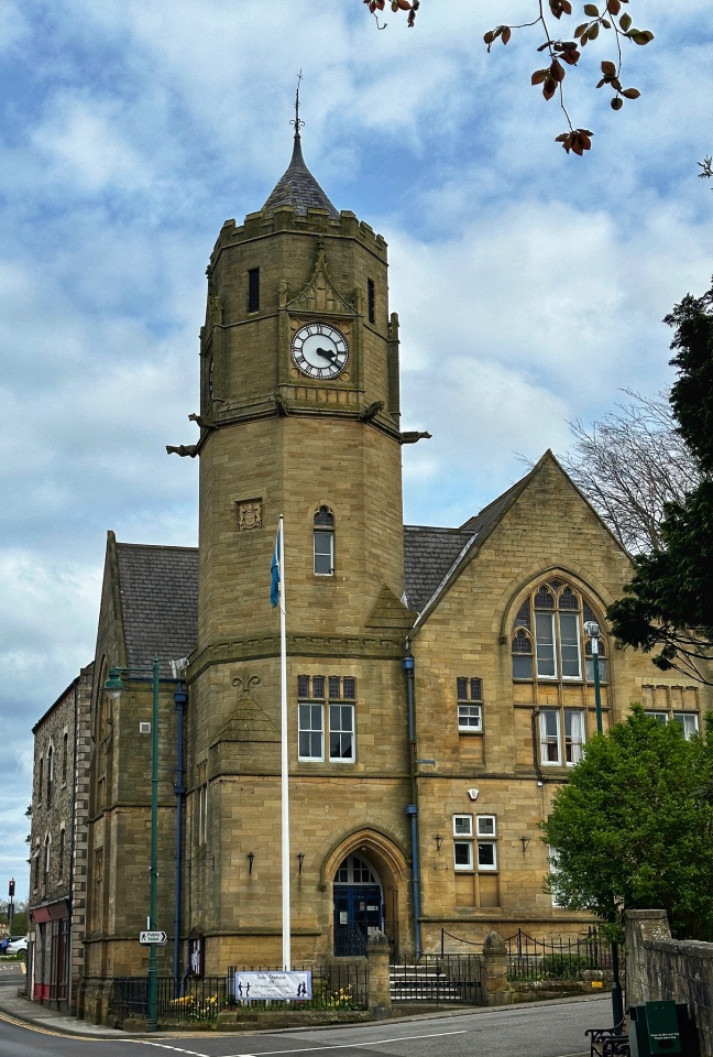 Loftus Town Hall ApolloFly Blipfoto