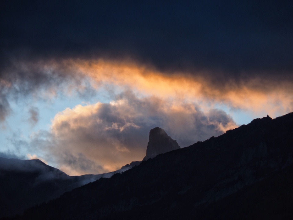 What Does It Mean When You See An Eye In The Clouds