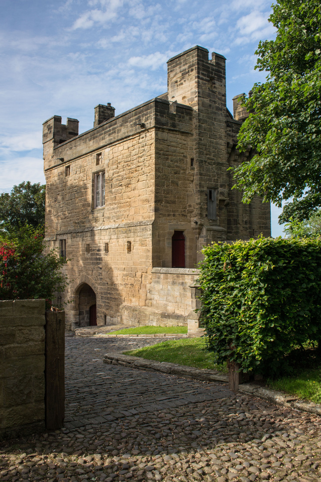 Morpeth Castle davidc Blipfoto