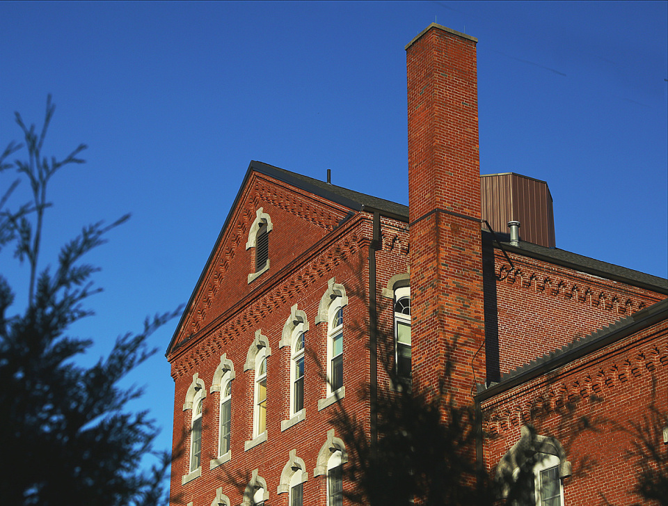 Northampton Bricks! VandeGraaff Blipfoto