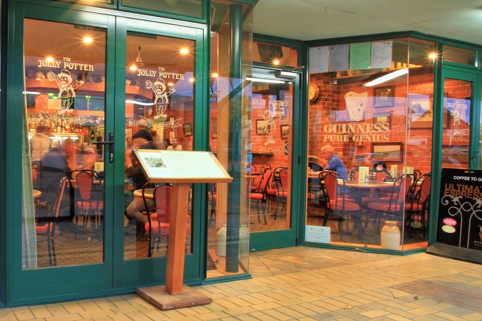 The Jolly Potter TeeJay Blipfoto