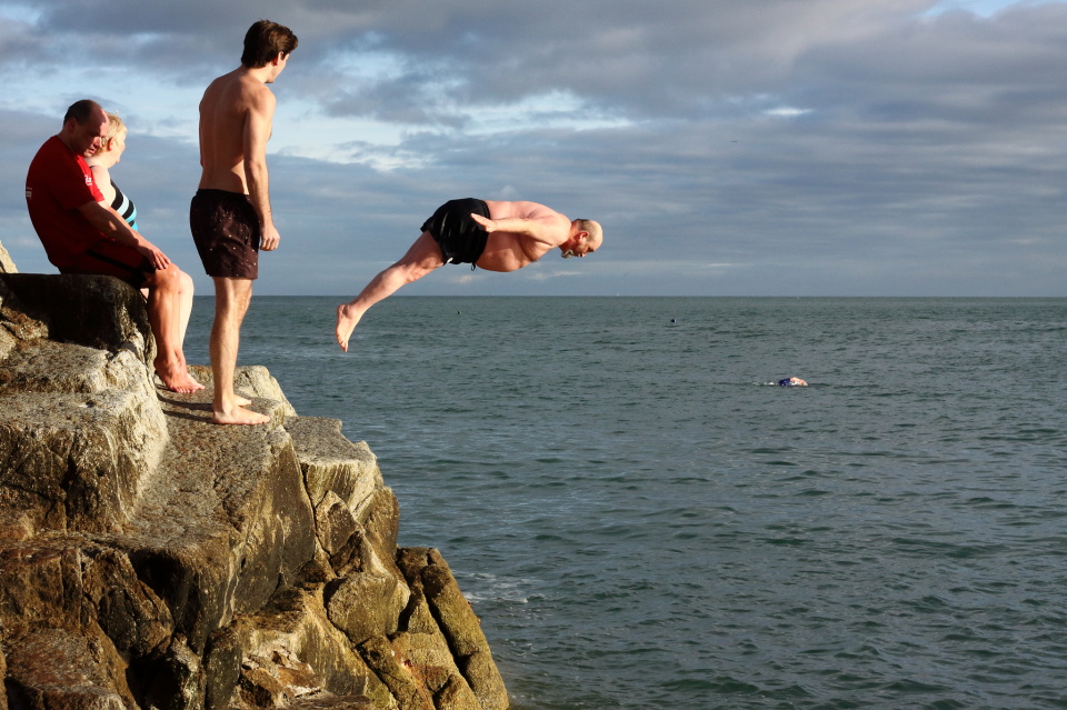 trotsky-in-flight-raheny-eye-blipfoto