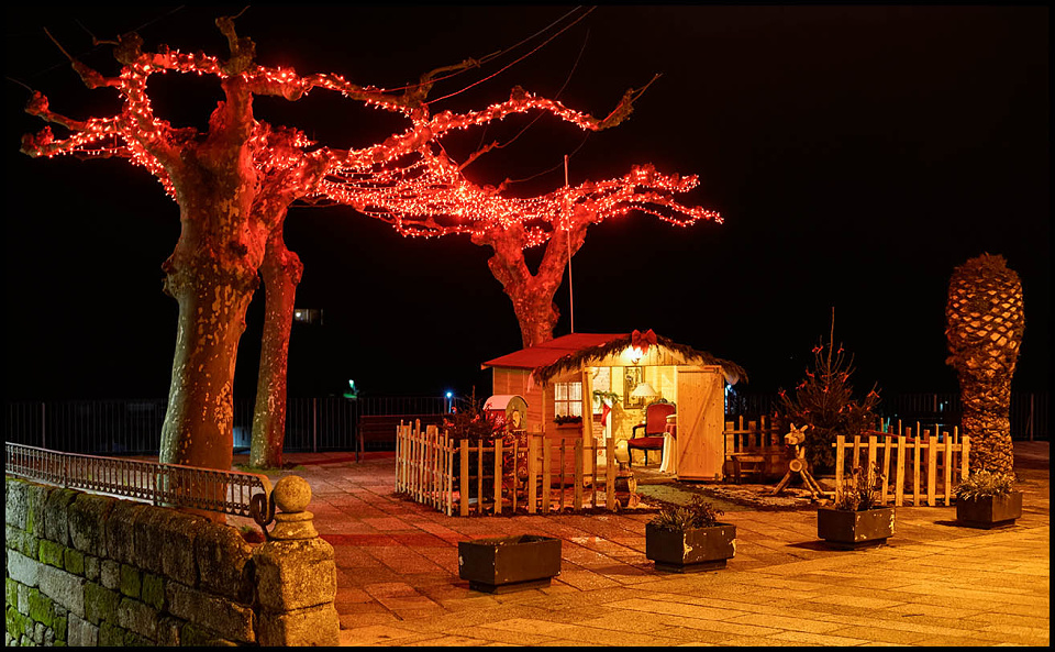 The House Of Noël. santimac Blipfoto