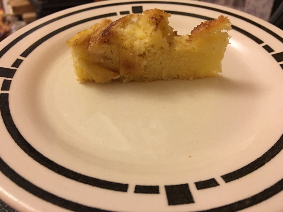 Danish apple cake bivbov Blipfoto