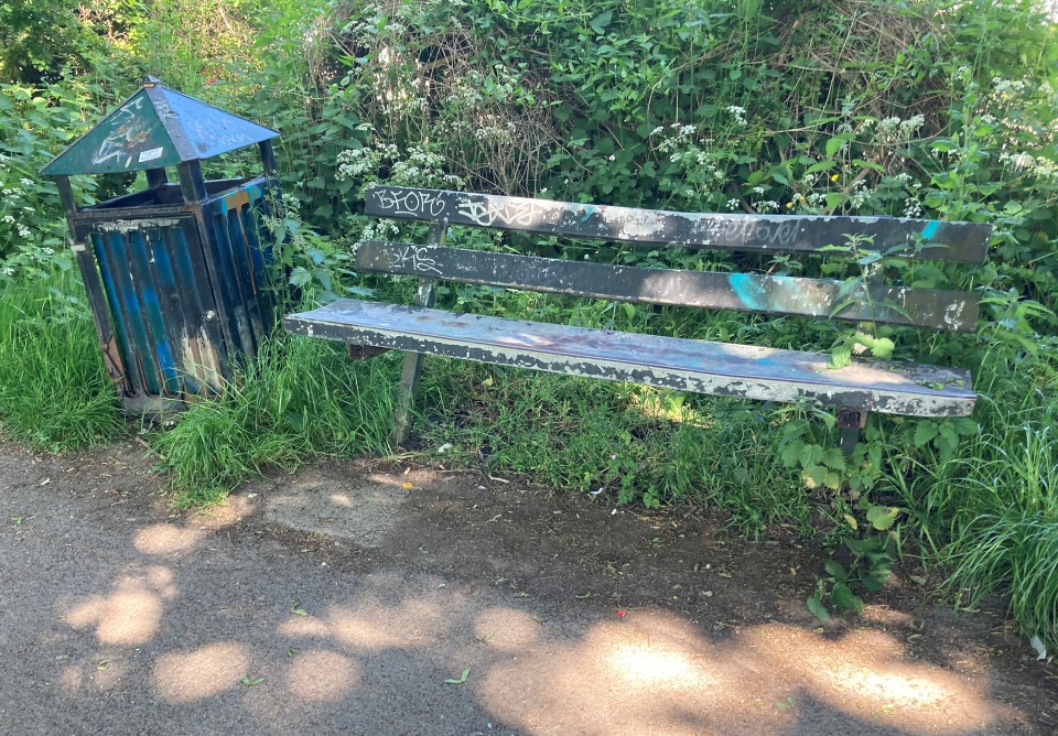 Bin Bench Kernow Blipfoto