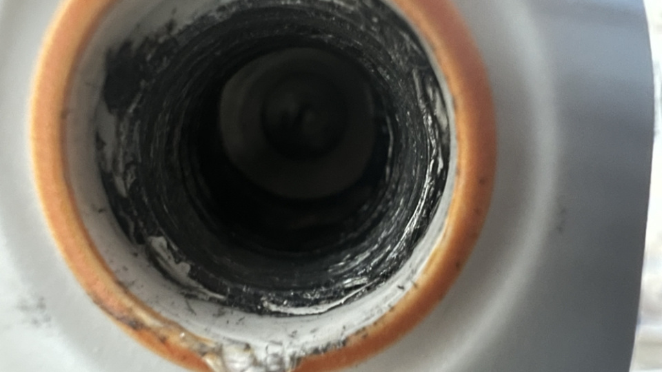 Hole