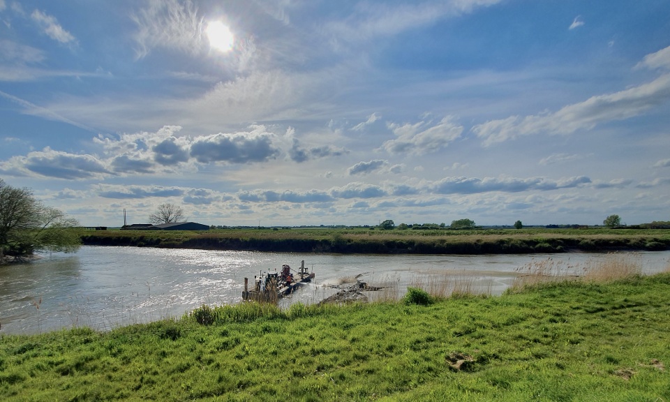 Silt clearing by Denver Sluice | PeteWpics | Blipfoto