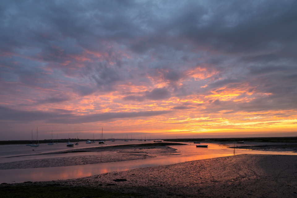 sunrise-at-brancaster-staithe-nickyr-blipfoto