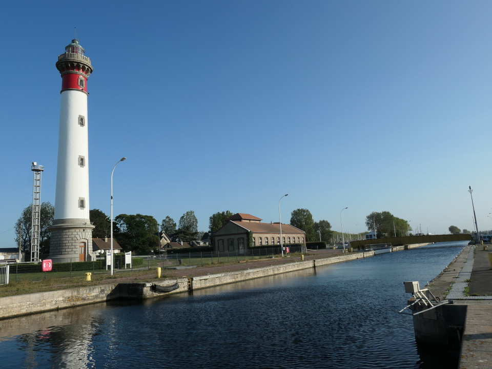 Ouistreham Lighthouse | DigitalDave | Blipfoto