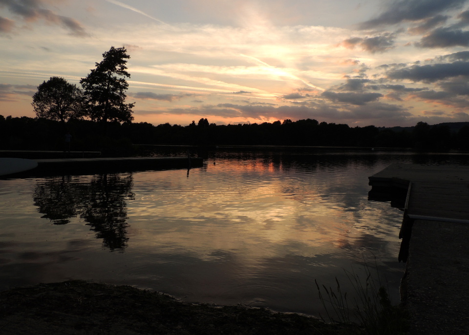 Chipstead Lake | Puffin | Blipfoto