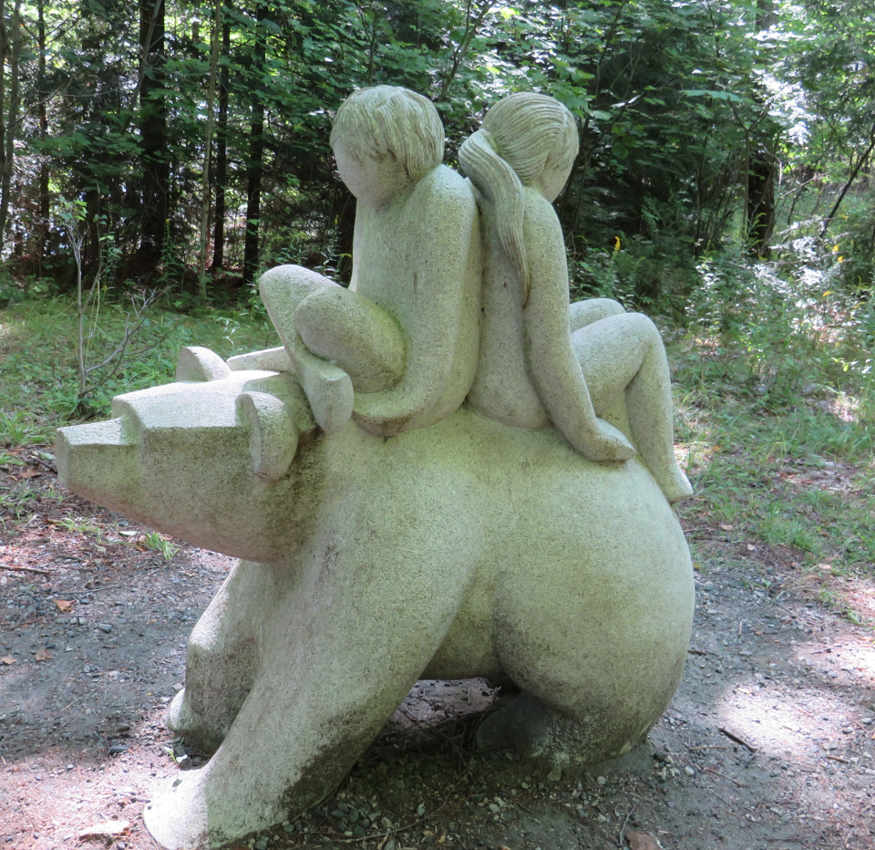 Haliburton Forest Scuptures Lindee Blipfoto